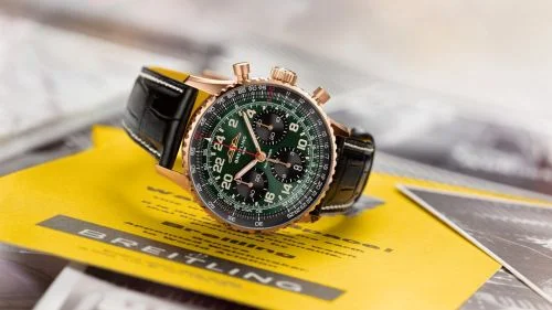 Breitling Breitling - RB12302A1L1P1 Navitimer B12 Chronograph 41 Cosmonaute Red Gold / Green