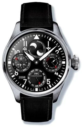 Black                                                                    Indexes: Arabic Numerals · Titanium