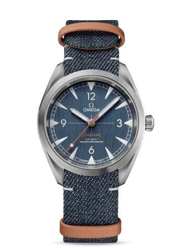 Omega Omega - 220.12.40.20.03.001 Railmaster Omega Co-Axial Master Chronometer 40 Stainless Steel / Blue / NATO