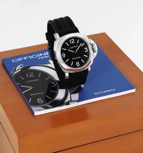 Panerai Luminor Base