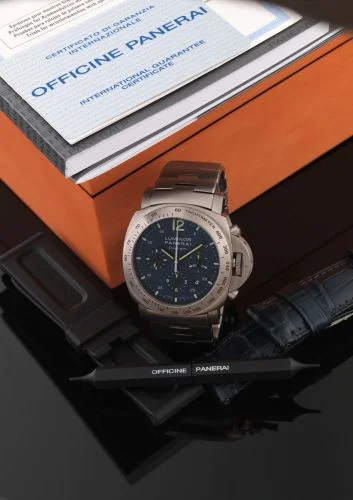 Panerai - PAM00327 Luminor Chrono Daylight Titanium Bracelet