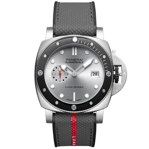 Panerai - PAM01681 Submersible QuarantaQuattro Luna Rossa 37th America's Cup