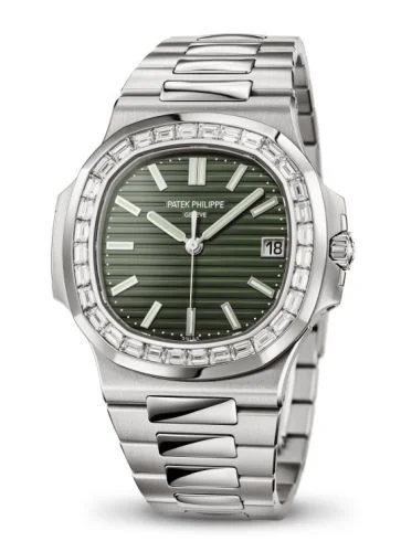 Patek Philippe - 5711/1300A-001 Nautilus 5711 Stainless Steel - Baguette / Green