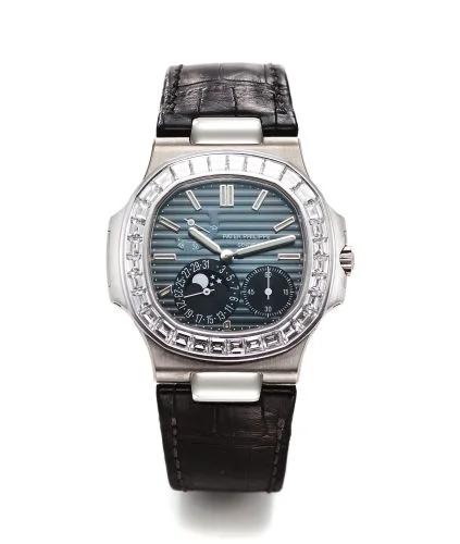 Patek Philippe - 5722G-001 Nautilus 5722G