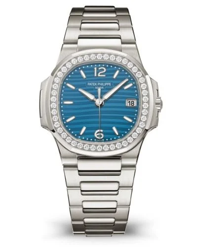Patek Philippe - 7010/1G-013 Nautilus 7010 White Gold / Azure Blue