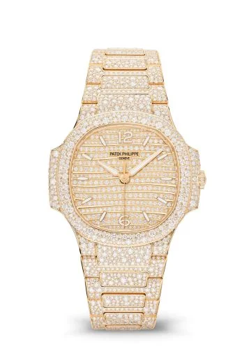 Patek Philippe - 7118/1450R-001 Nautilus 7118 Rose Gold / Snow-Set