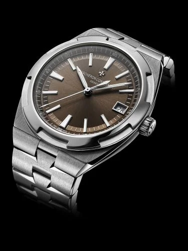 Vacheron Constantin Vacheron Constantin - 4500V-110A-B146 Overseas Date Stainless Steel / Brown